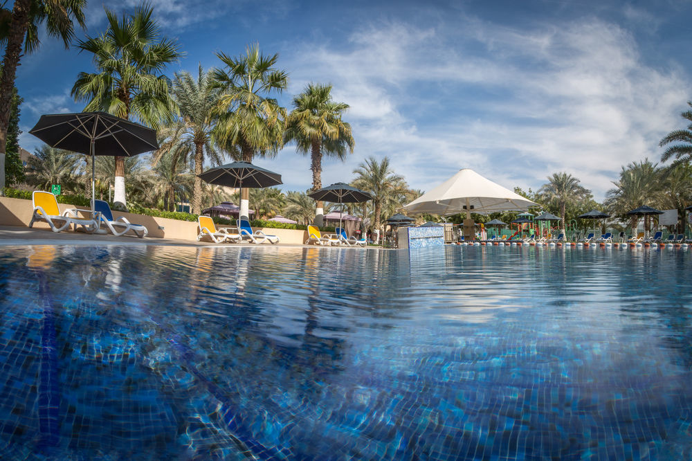 Metropolitan Al Mafraq Hotel Abu Dzabi Kültér fotó